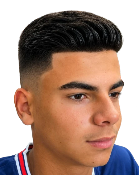 Acabamento de barba à navalha